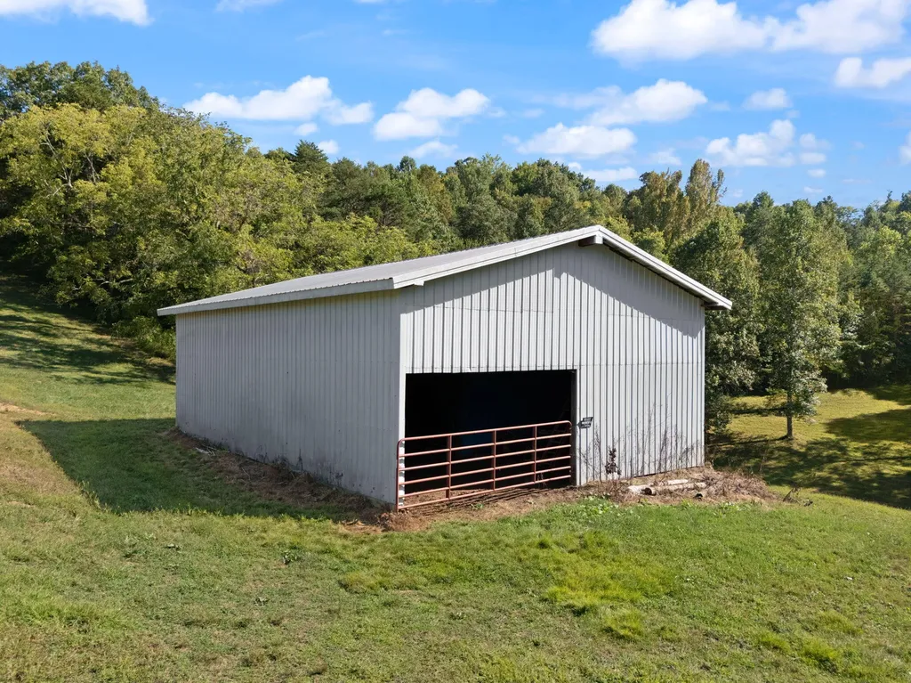141 Parker Lane Barbourville KY 40906