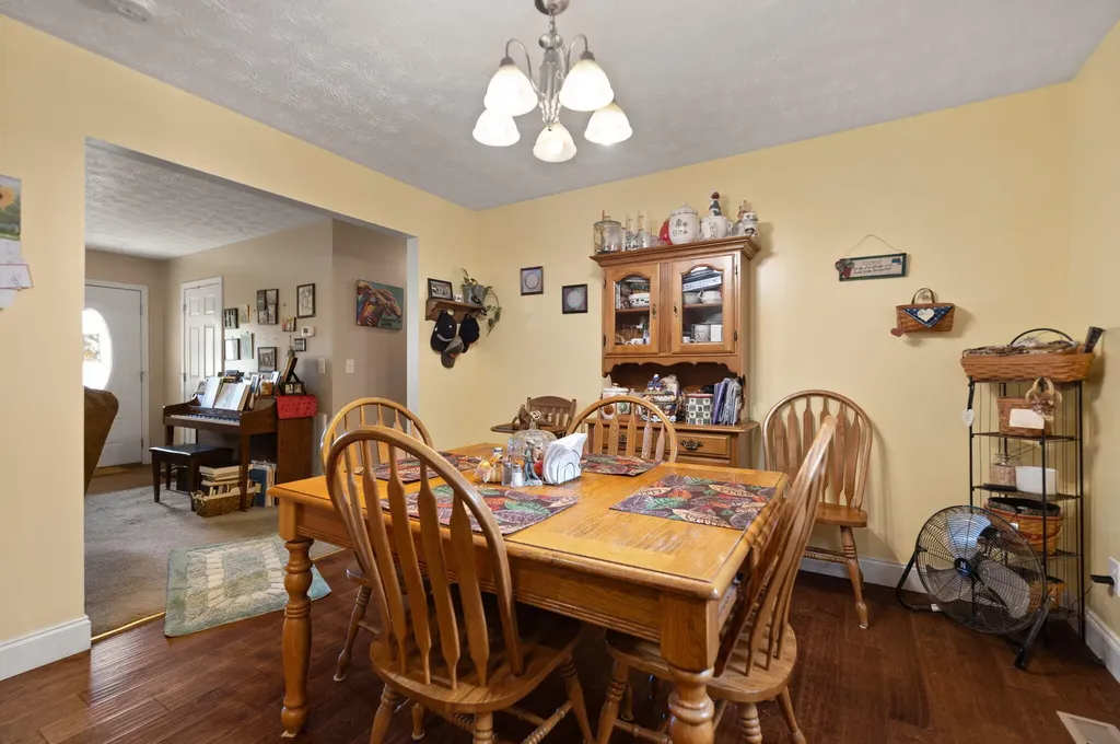 141 Parker Lane Barbourville KY 40906