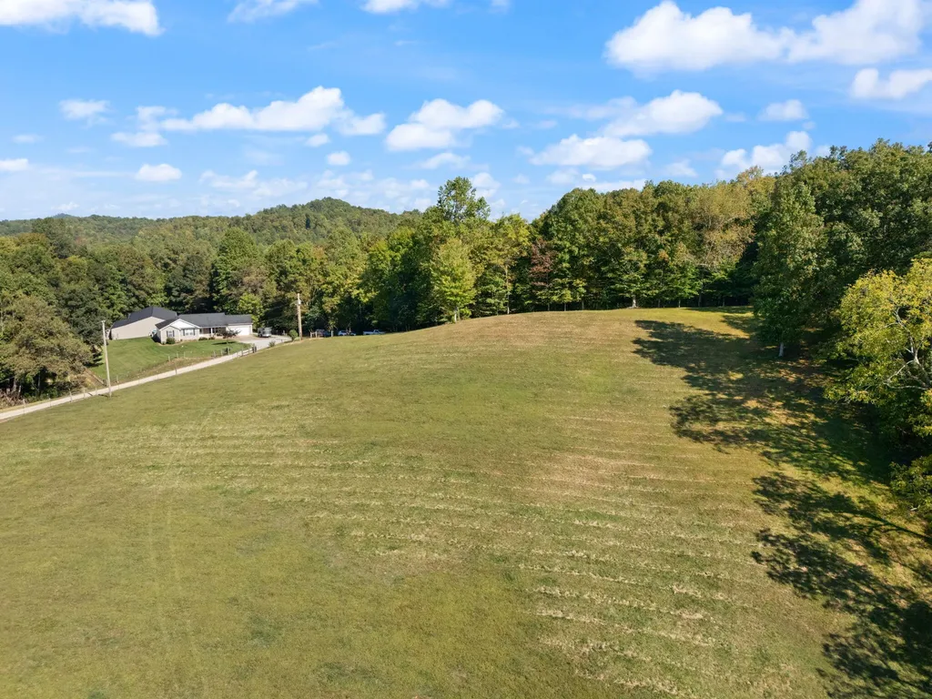 141 Parker Lane Barbourville KY 40906