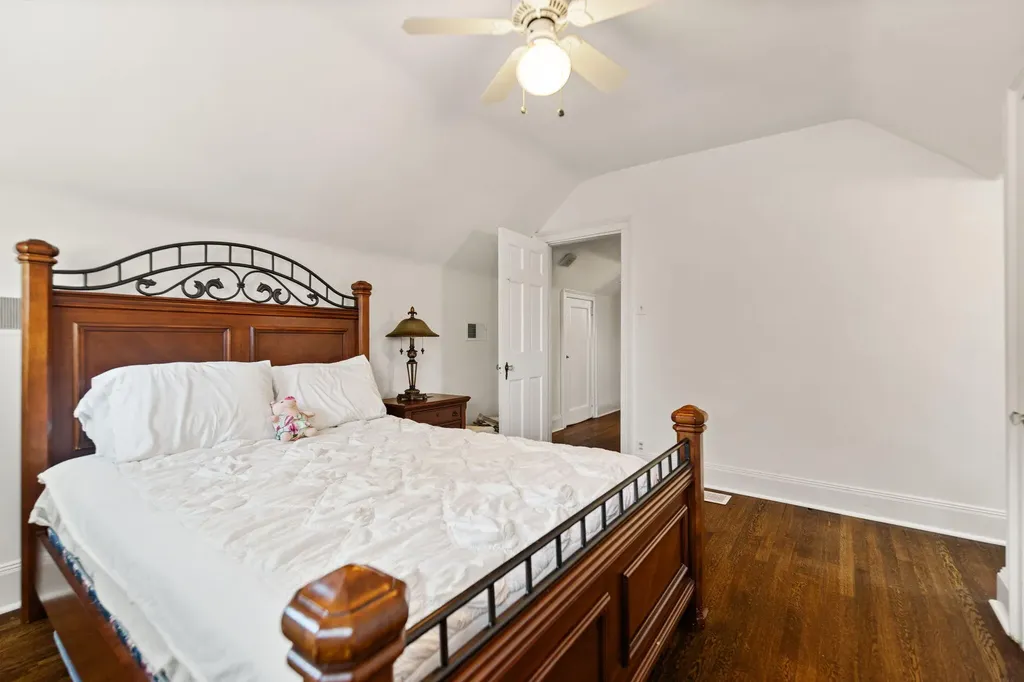 242 Henry Clay Boulevard Lexington KY 40502