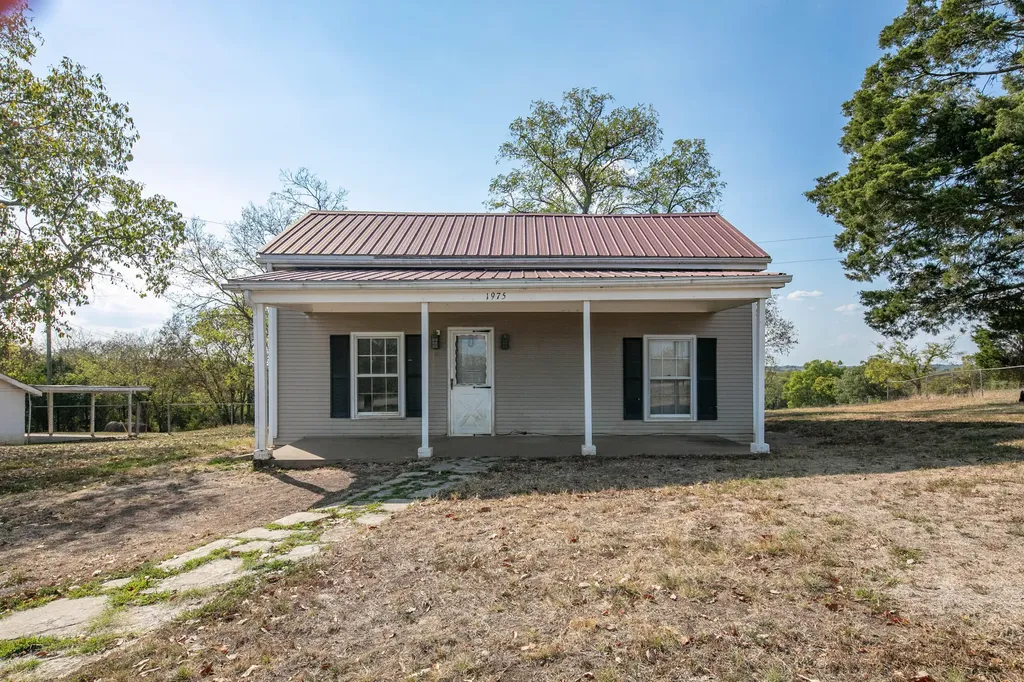 1975 High Bridge Road Wilmore KY 40390