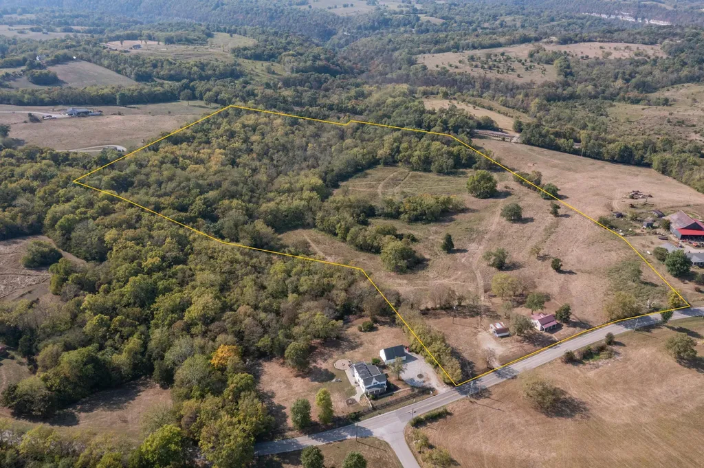 1975 High Bridge Road Wilmore KY 40390