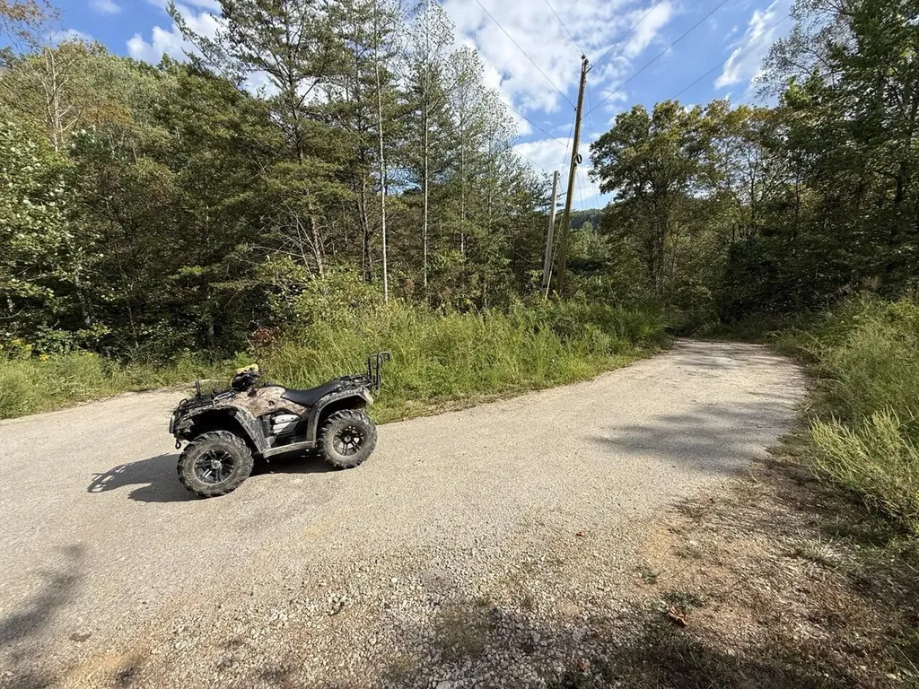 1435 Nada Tunnel Road Stanton KY 40380