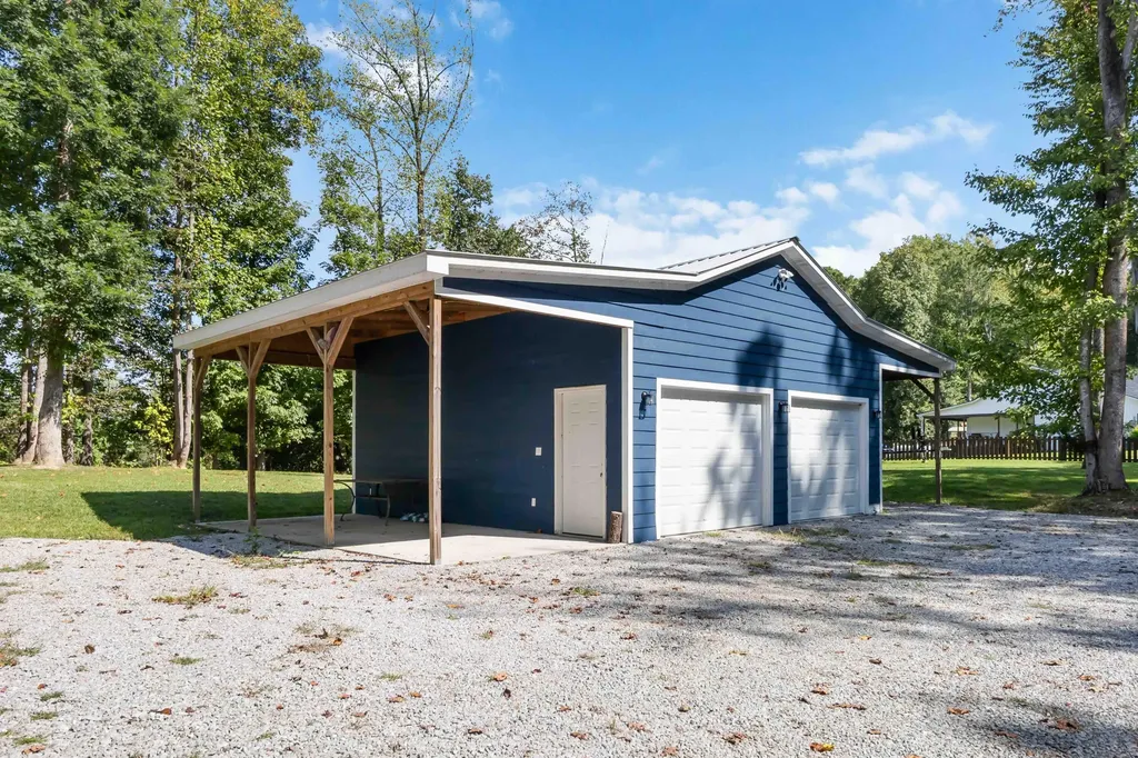 81 Eagles Bluff Road Monticello KY 42633