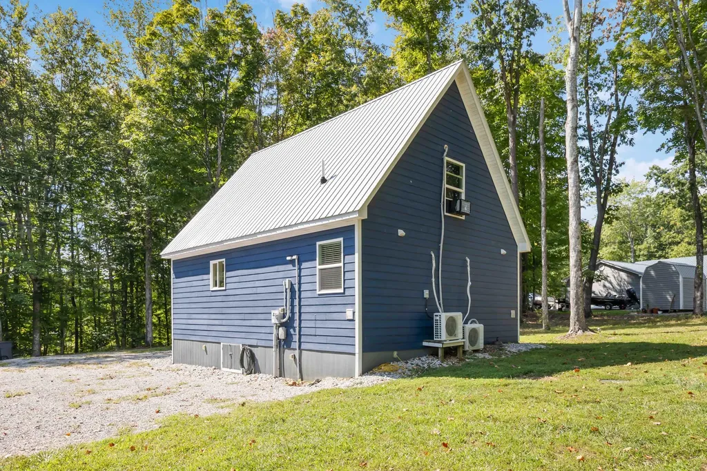 81 Eagles Bluff Road Monticello KY 42633
