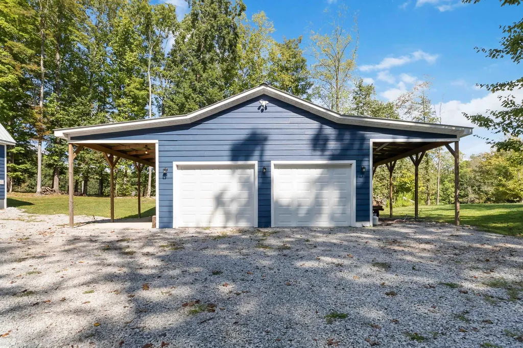81 Eagles Bluff Road Monticello KY 42633