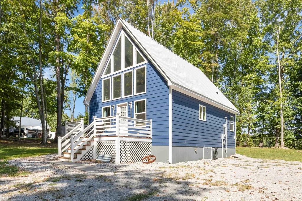81 Eagles Bluff Road Monticello KY 42633