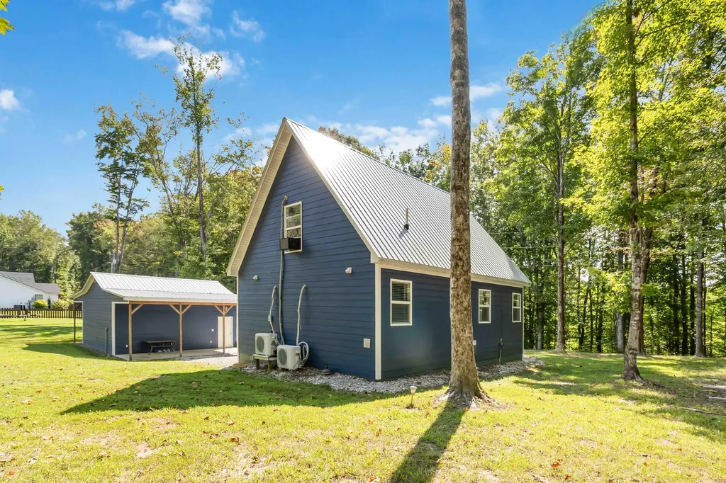 81 Eagles Bluff Road Monticello KY 42633