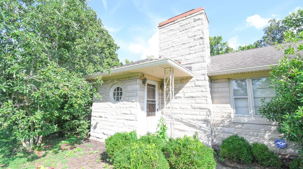 111 Donna Drive Lawrenceburg KY 40342