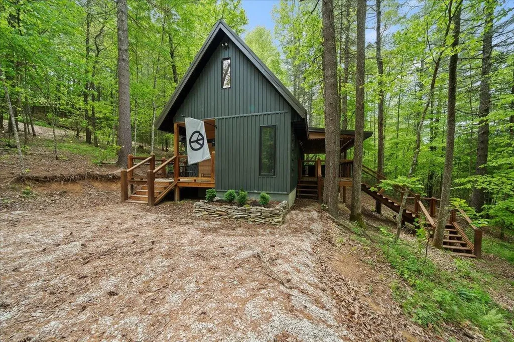 82 Firefly Lane Campton KY 41301