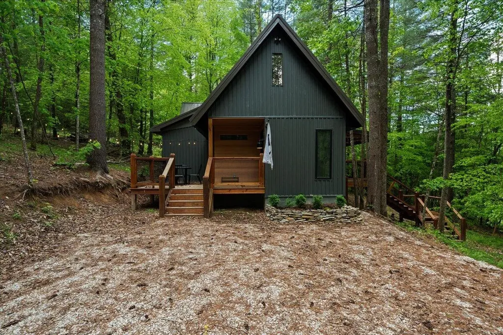 82 Firefly Lane Campton KY 41301