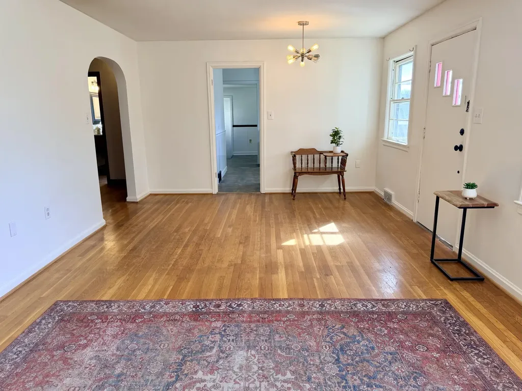211 S Jarvis Avenue Somerset KY 42501
