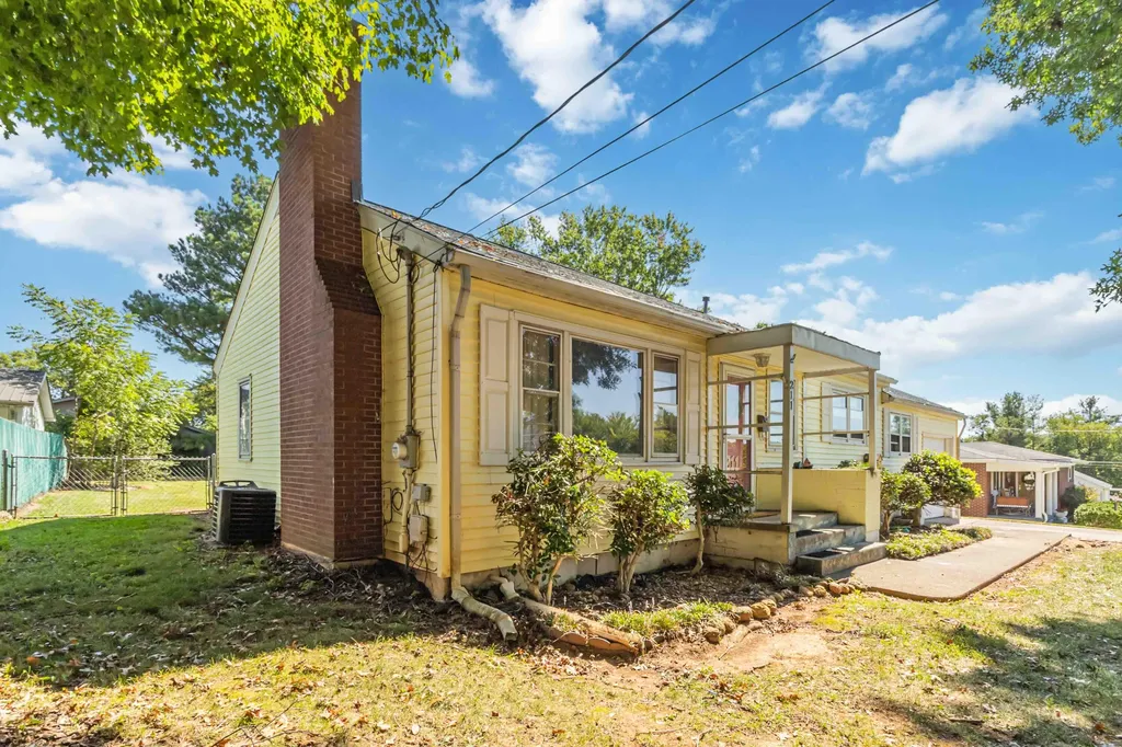 211 S Jarvis Avenue Somerset KY 42501