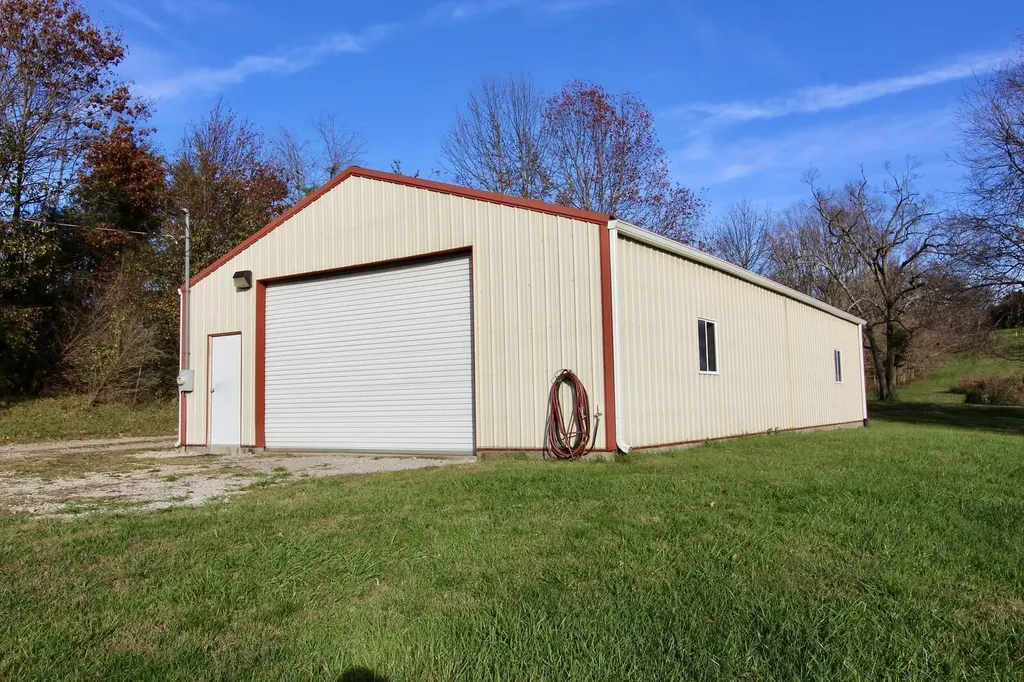 190 Privacy Lane Winchester KY 40391
