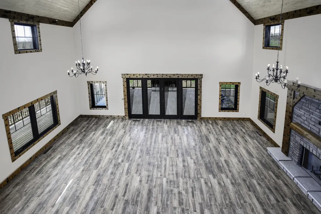 4288 Pinckard Pike Versailles KY 40383