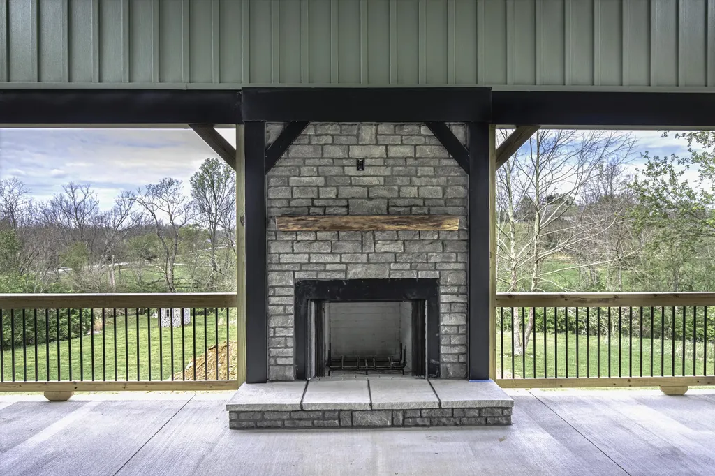 4288 Pinckard Pike Versailles KY 40383