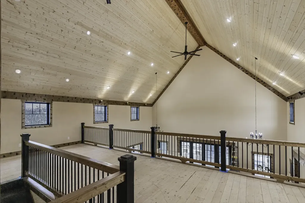 4288 Pinckard Pike Versailles KY 40383