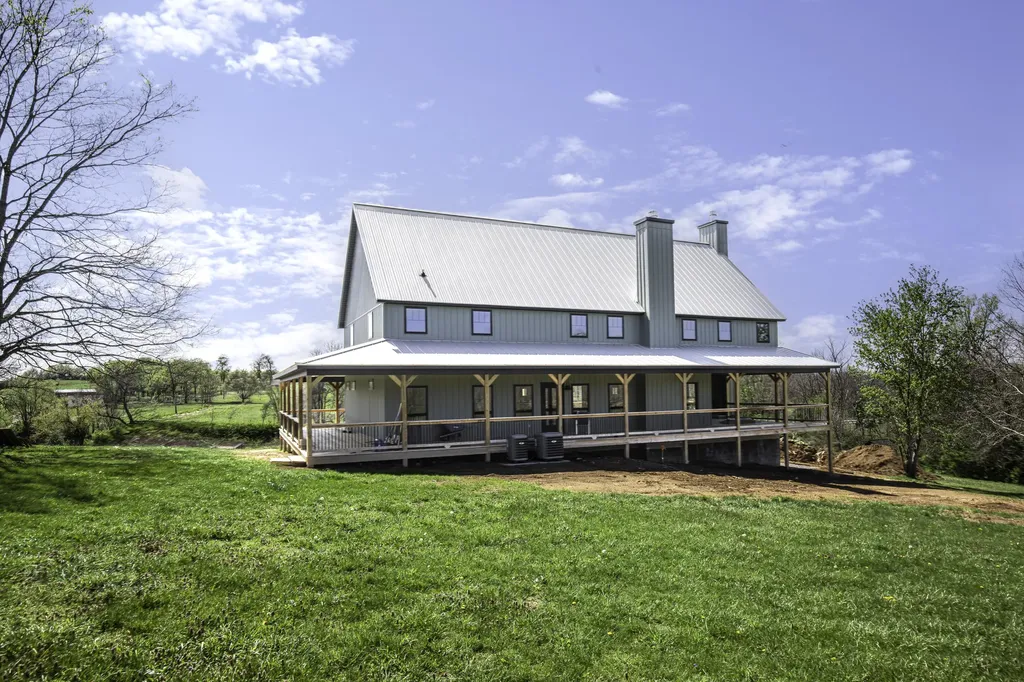 4288 Pinckard Pike Versailles KY 40383