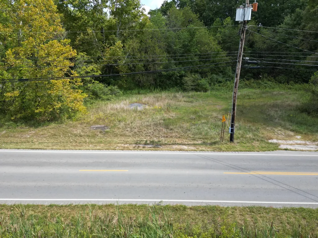9991 Ky-490 Highway East Bernstadt KY 40729