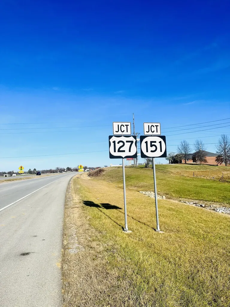 7 Eagle Lake Drive Lawrenceburg KY 40342