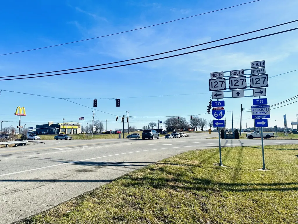 7 Eagle Lake Drive Lawrenceburg KY 40342