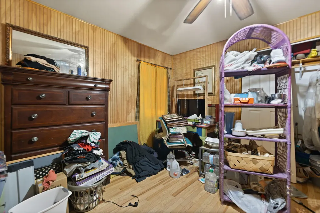 270 Left Fork Holly Road Sextons Creek KY 40983