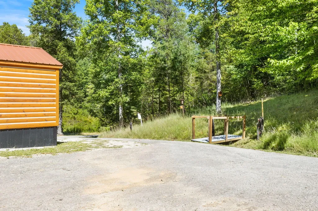 143 Mullins Point Road Campton KY 41301