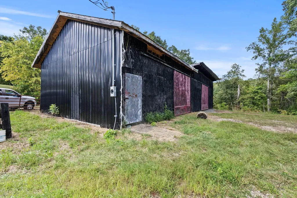 800 Virden Ridge Road Clay City KY 40312