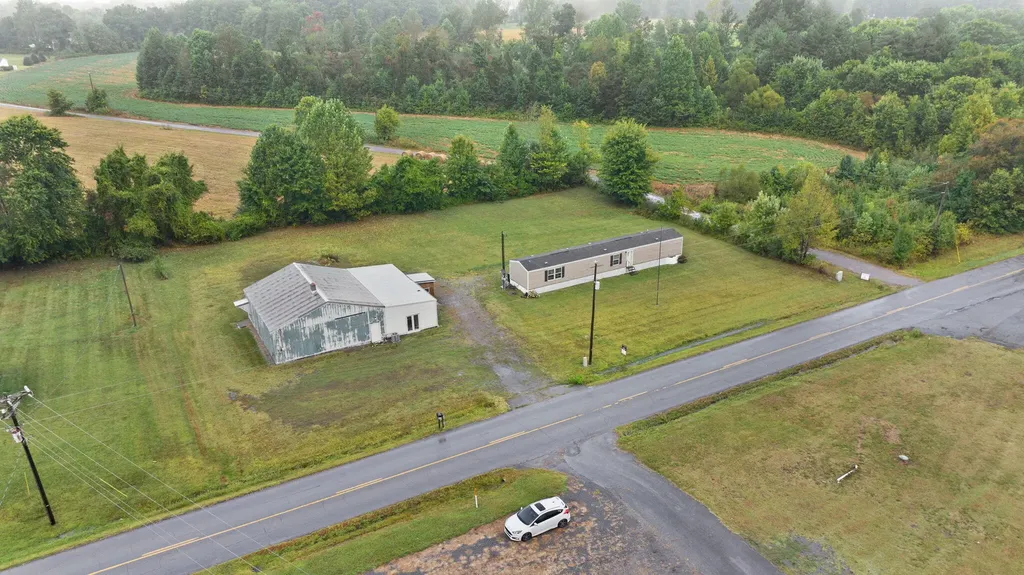 59 State Highway 1611 Russell Springs KY 42642