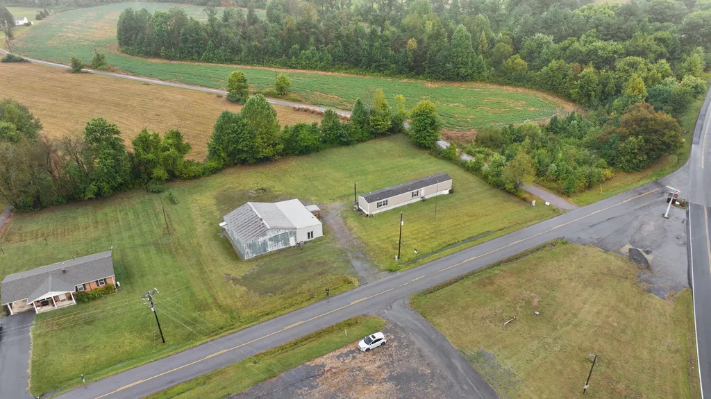 59 State Highway 1611 Russell Springs KY 42642