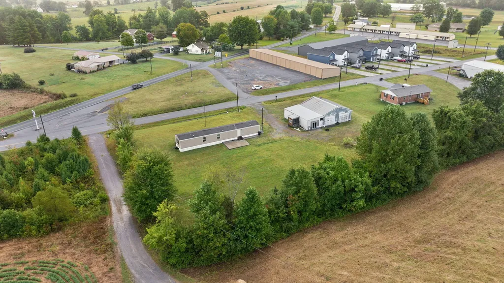 59 State Highway 1611 Russell Springs KY 42642