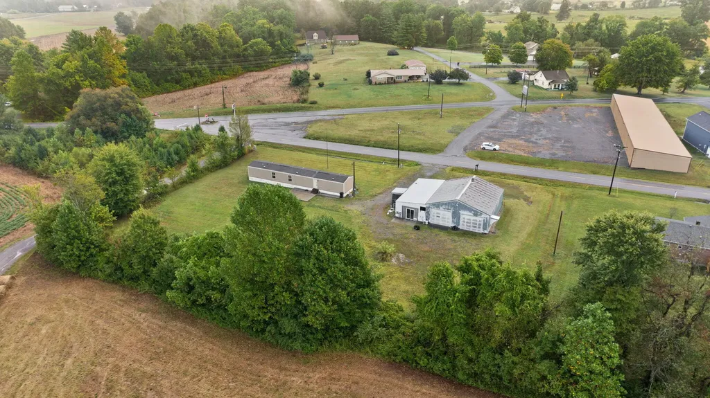 59 State Highway 1611 Russell Springs KY 42642