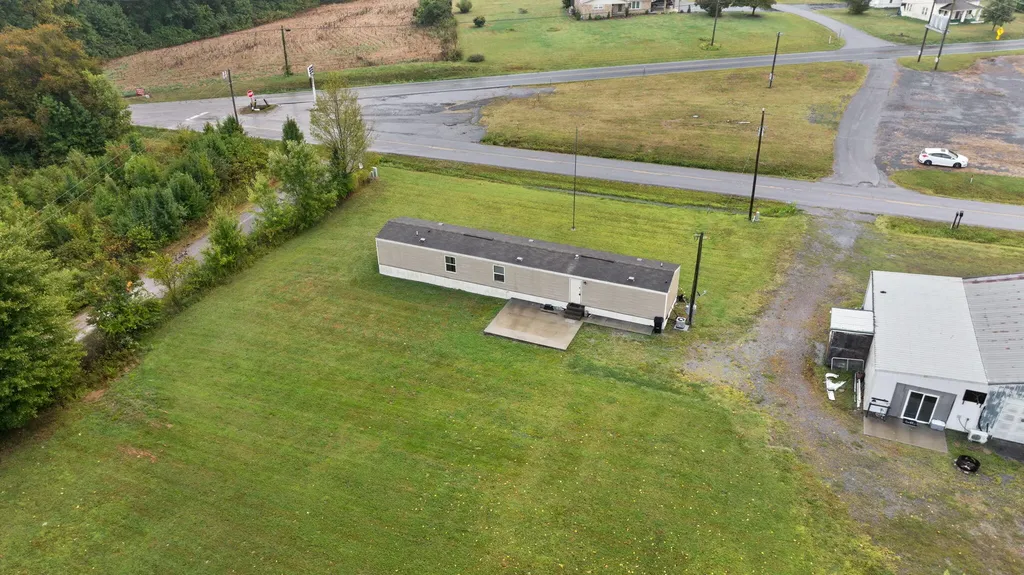 59 State Highway 1611 Russell Springs KY 42642