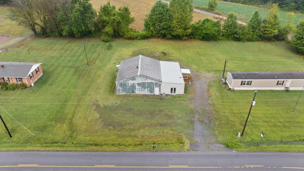 59 State Highway 1611 Russell Springs KY 42642