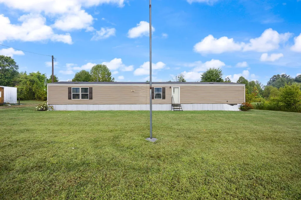 59 State Highway 1611 Russell Springs KY 42642