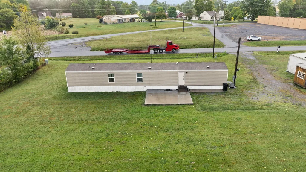 59 State Highway 1611 Russell Springs KY 42642