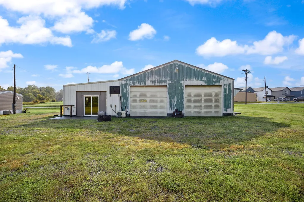 59 State Highway 1611 Russell Springs KY 42642