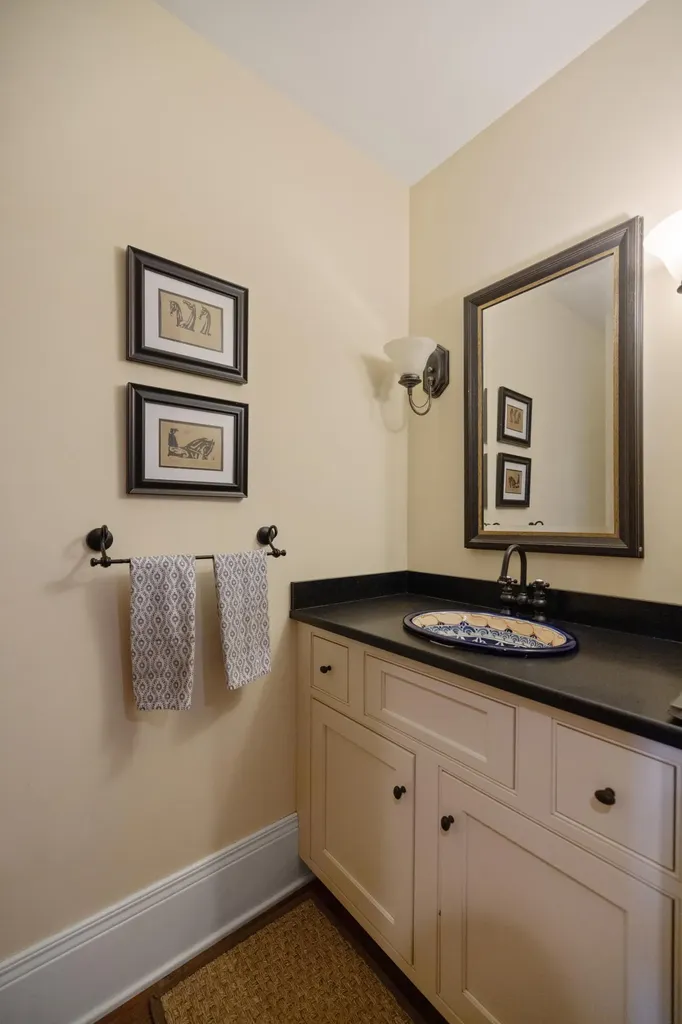 330 Mccracken Pike Versailles KY 40383