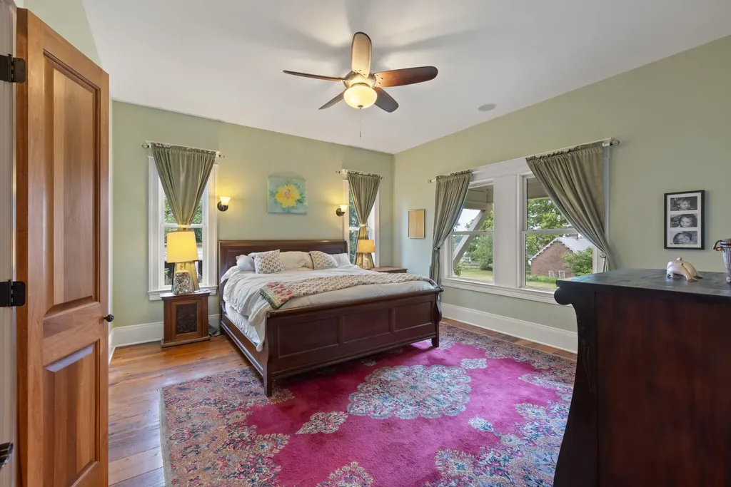 330 Mccracken Pike Versailles KY 40383