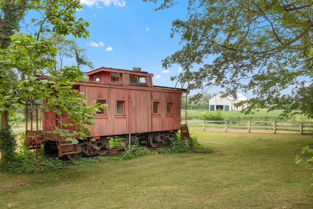 330 Mccracken Pike Versailles KY 40383