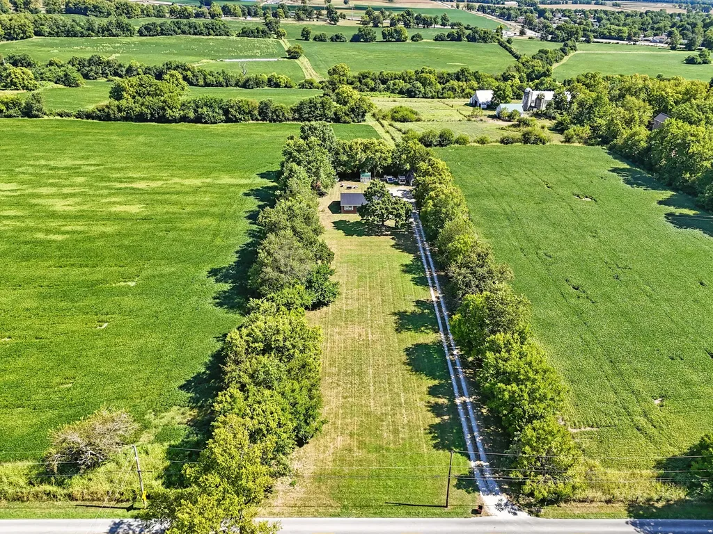 330 Mccracken Pike Versailles KY 40383