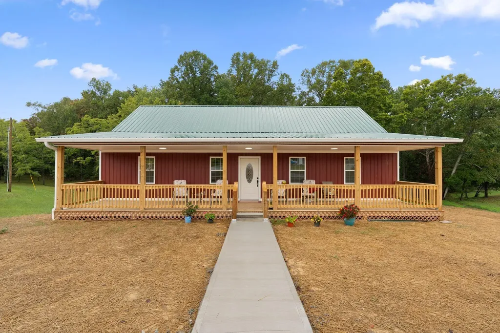 20 Beechwood Drive Irvine KY 40336