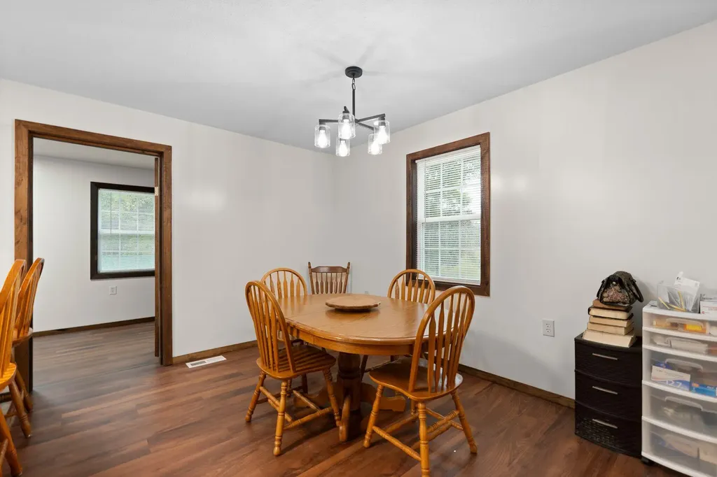 20 Beechwood Drive Irvine KY 40336