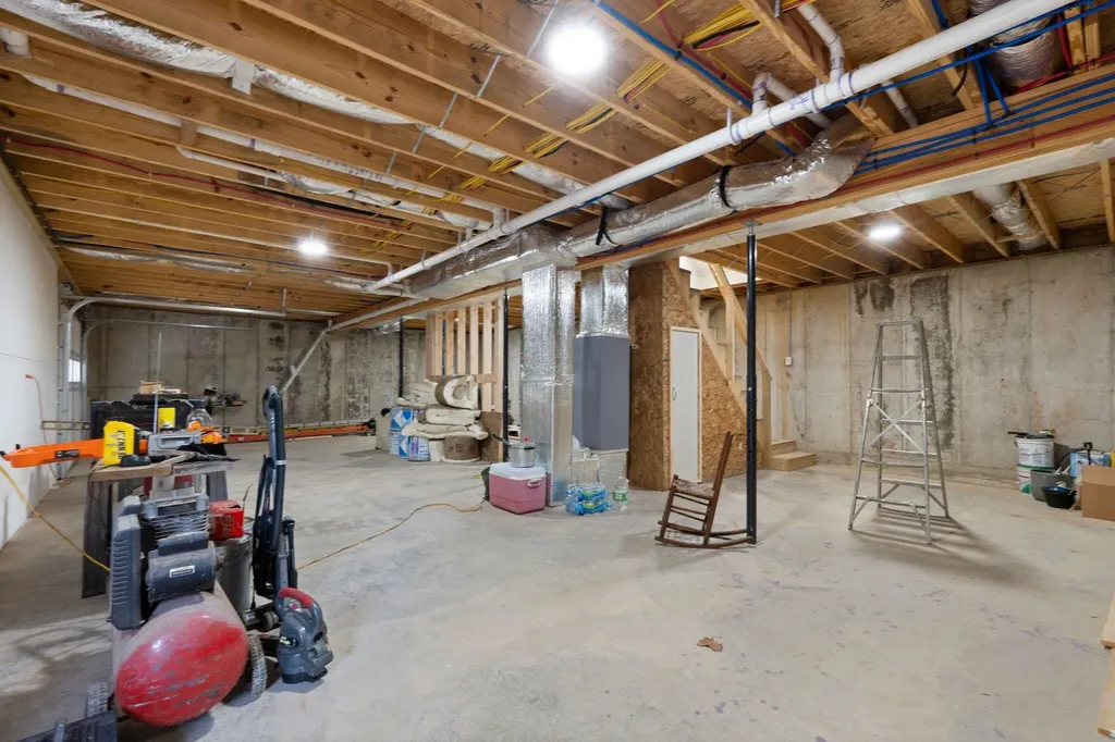 20 Beechwood Drive Irvine KY 40336