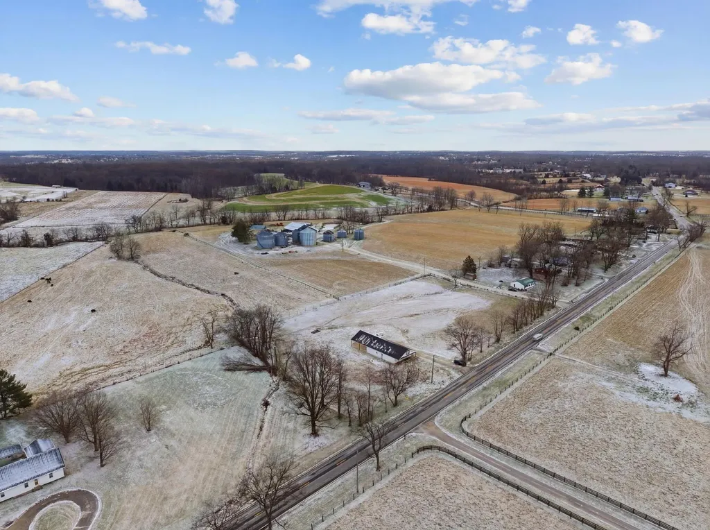 1934 Graefenburg Road Lawrenceburg KY 40342