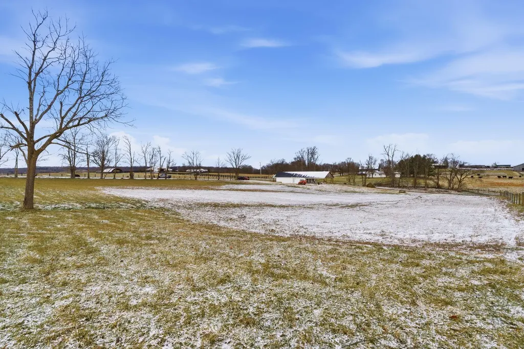 1934 Graefenburg Road Lawrenceburg KY 40342