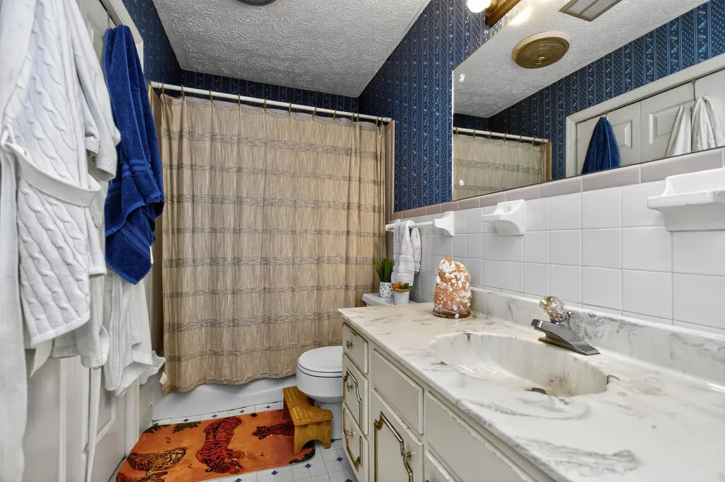 880 Sulphur Well Pike Nicholasville KY 40356