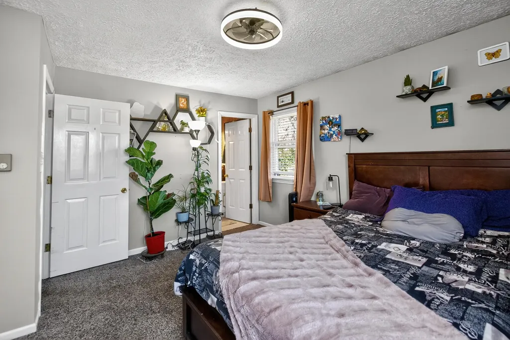 880 Sulphur Well Pike Nicholasville KY 40356