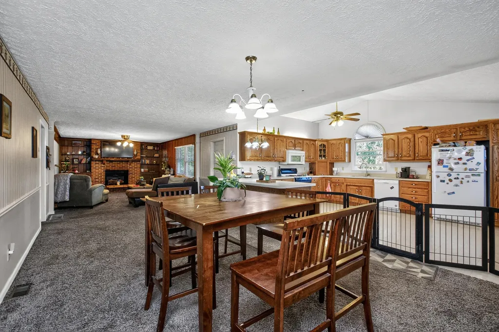 880 Sulphur Well Pike Nicholasville KY 40356