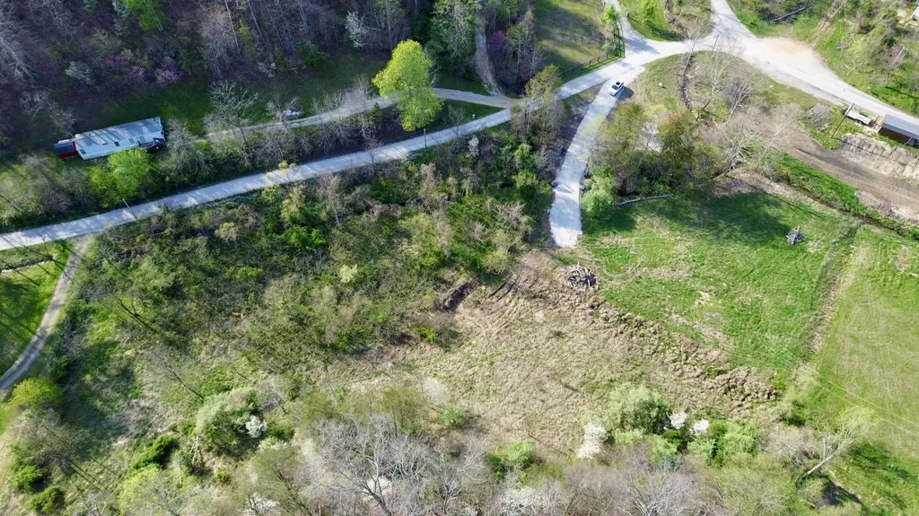 18A Hall Road Grayson KY 41143